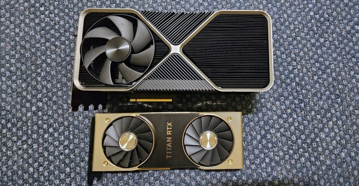 Un prototype de refroidisseur à quatre emplacements pour un GPU Ada de 900W.