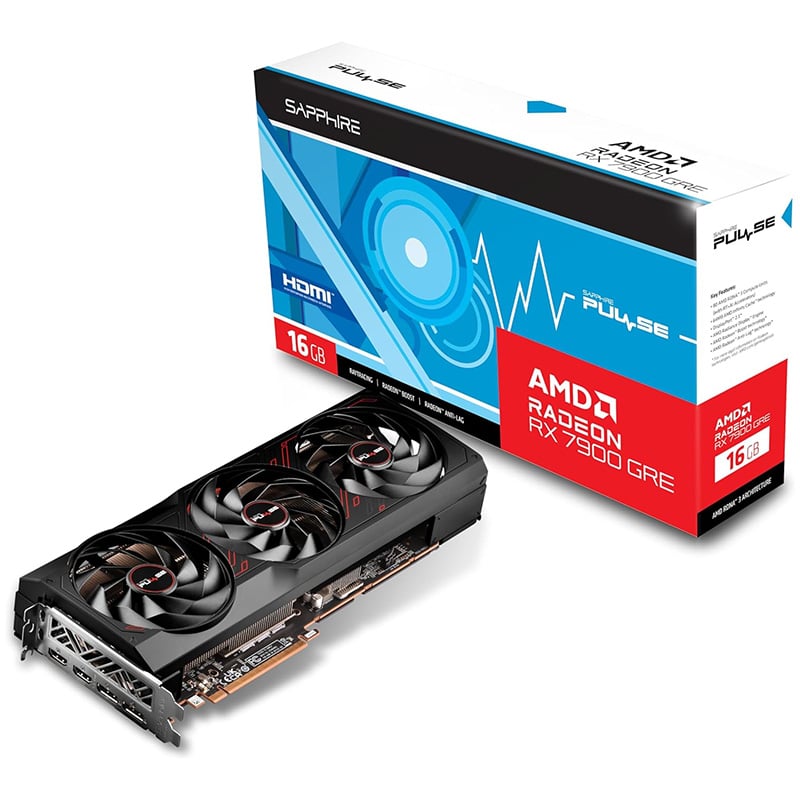 Sapphire Pulse Radeon RX 7900 GRE avec boîte sur fond blanc.