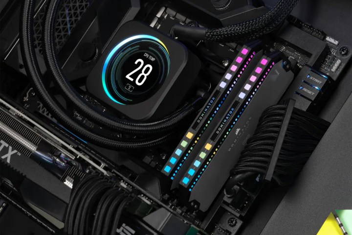 La mémoire Corsair Dominator Platinum RGB DDR5 pour AMD Ryzen 7000.
