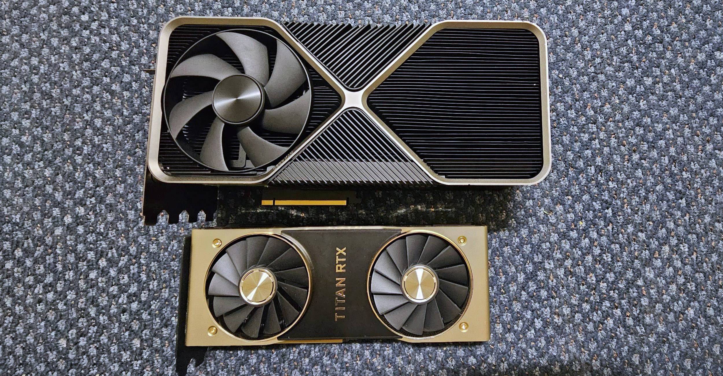 NVIDIA GeForce RTX 4090 Ti Looks Ridiculously Huge Infront of Last-Gen Titan RTX GPU 1