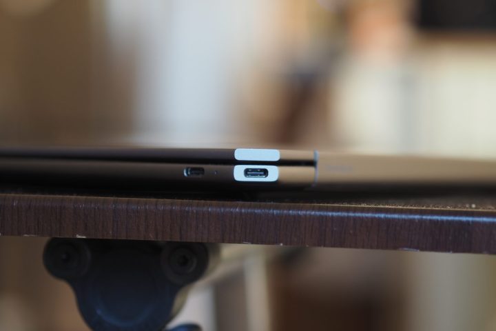 Détail de l'arrière du HP OmniBook Ultra 14.