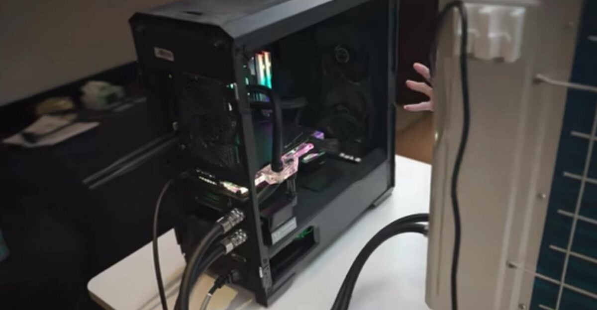RTX 4090 refroidie par un système de climatisation.