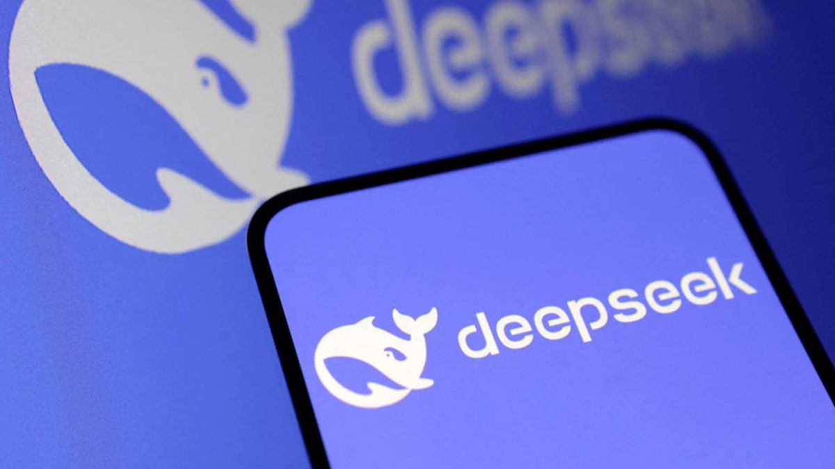 DeepSeek is sending user data to Chinese servers due to security flaws in iOS App