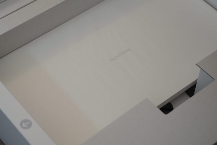 Apple Studio Display packaging.