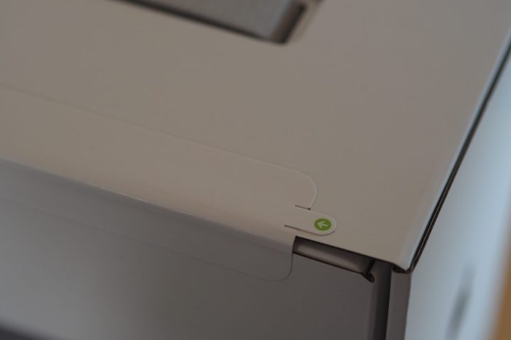 Apple Mac Studio package zip tab.