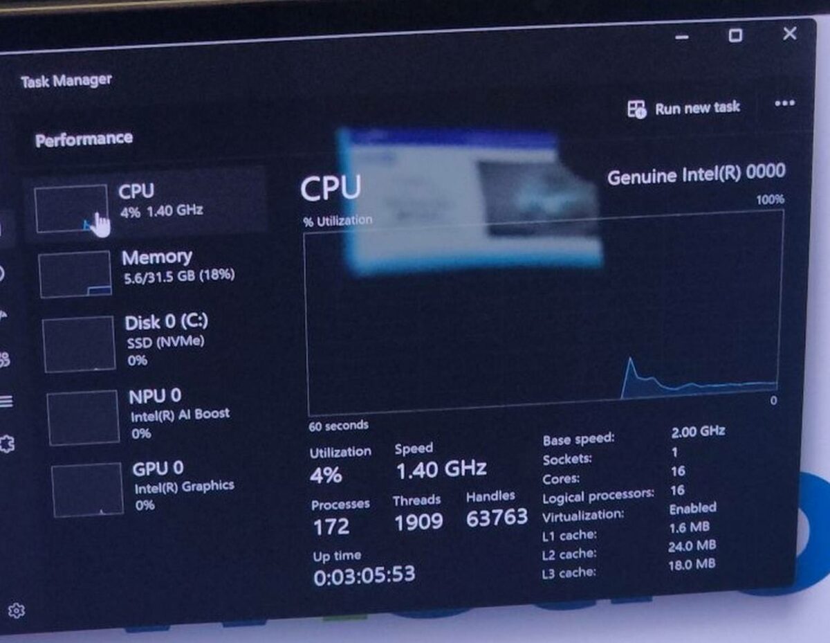 Processeur Intel Panther Lake dans le gestionnaire de tâches.