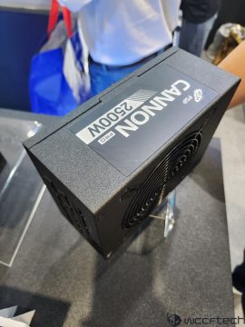 20250522_162136-custom