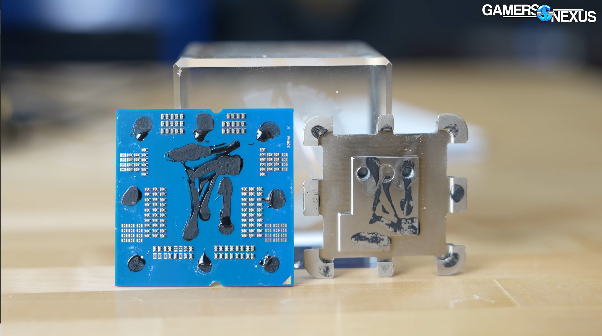 Fake Ryzen 7 9800X3D delidded