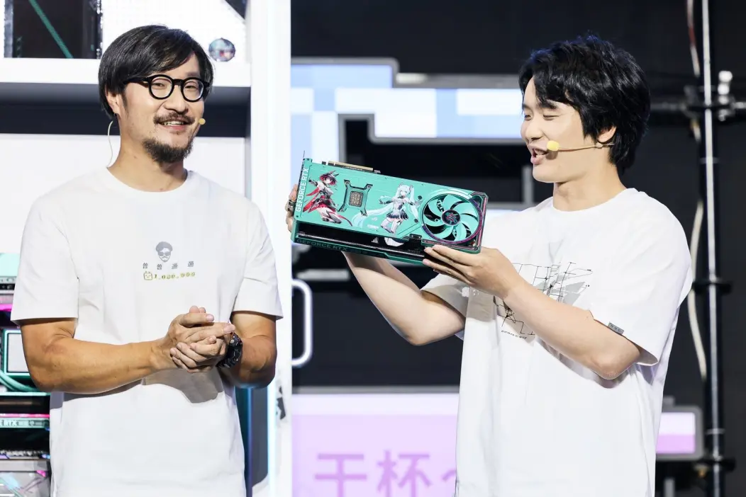 ASUS RTX 5080 Miku Tony