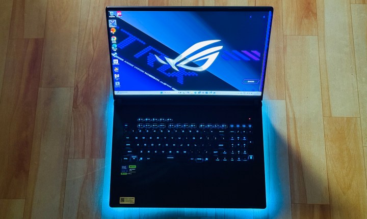 Page d'accueil de l'ordinateur portable Asus ROG Strix Scar 18.