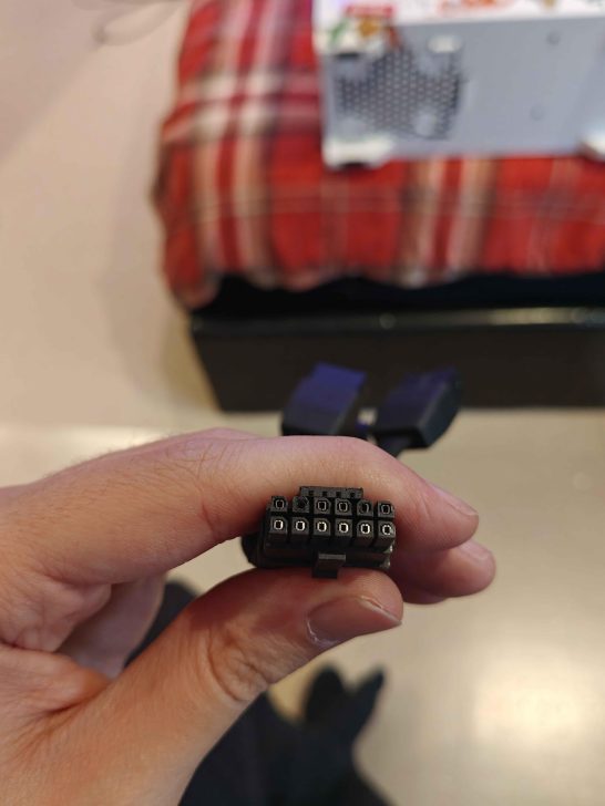 Connecteur 8 broches