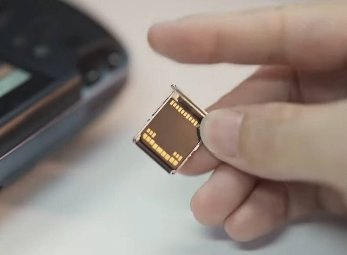 Biwin Mini SSD pins.