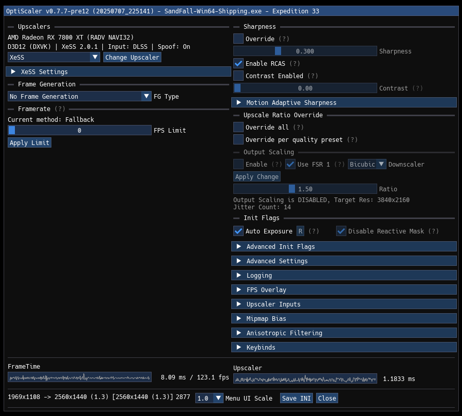 Interface OptiScaler v0.7.7-pre12 avec les paramètres de AMD Radeon RX 7800 XT affichés à l'écran.