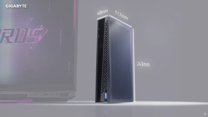 Tour d'AORUS avec dimensions 48mm par 117mm par 243mm.