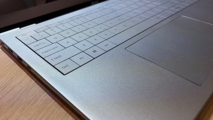 Clavier Acer Swift Air 16 présenté à IFA 2025.