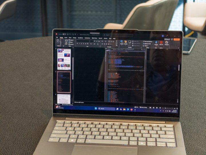 Lenovo ThinkBook VertiFlex Concept annoncé à l'IFA 2025