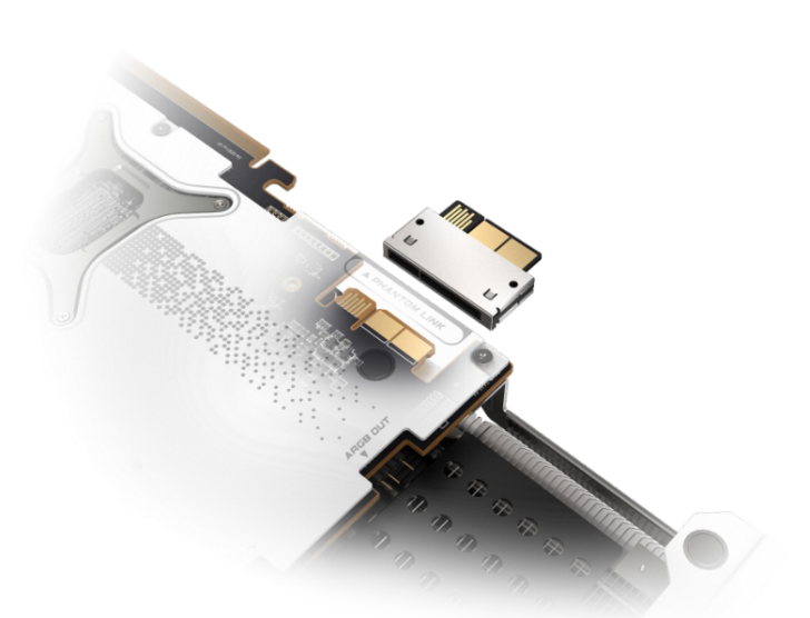 Détail d'une carte graphique avec le connecteur 'A Phantom Link'.