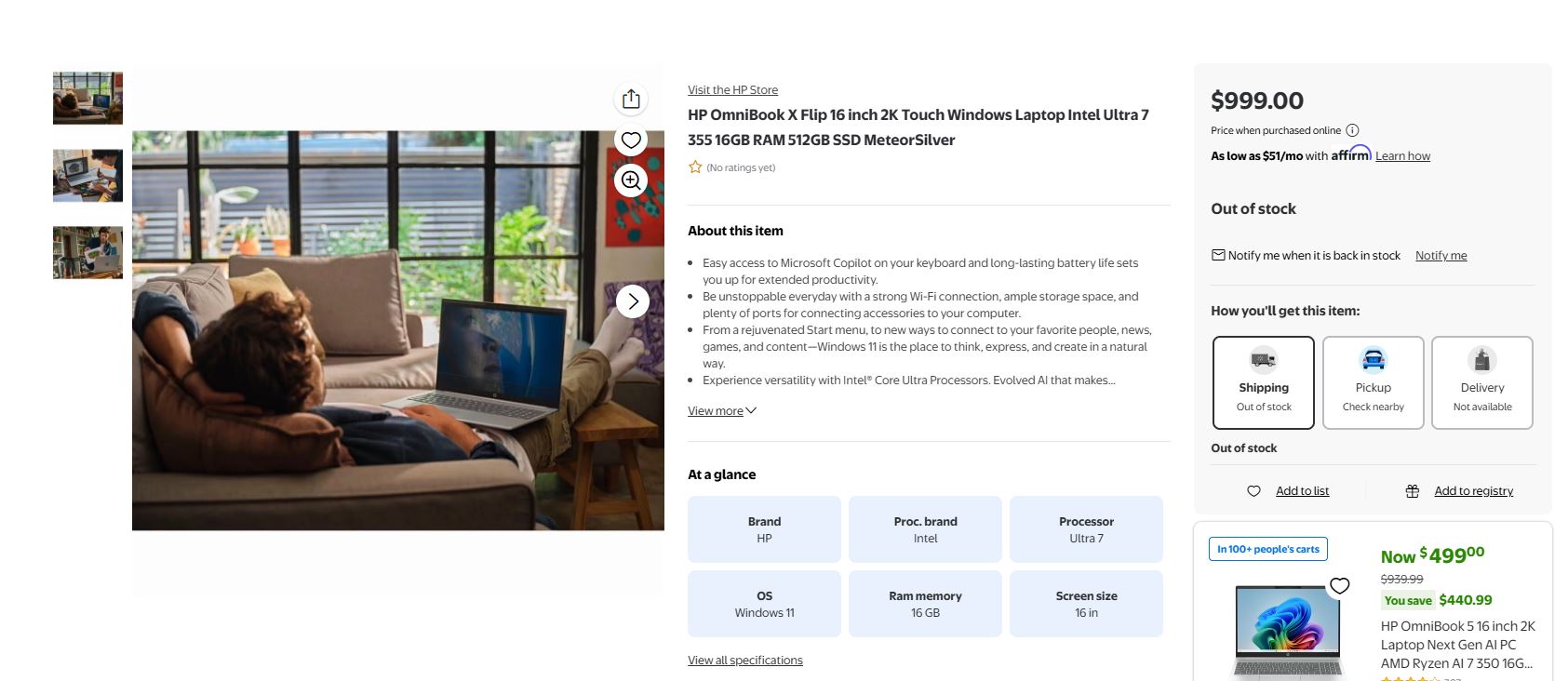 Une personne utilise un laptop HP OmniBook X Flip 16 pouces dans un salon.