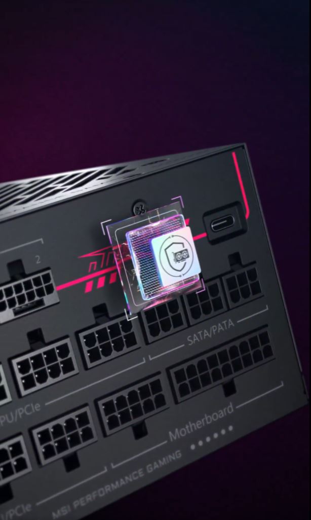 Gros plan d'une alimentation MSI Performance Gaming avec plusieurs connecteurs étiquetés 'SATA/PATA' et 'Carte Mère'.