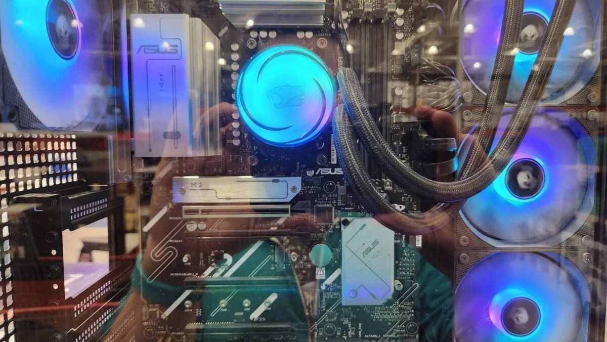 Costco retire les modules de DDR5 des PC exposés.