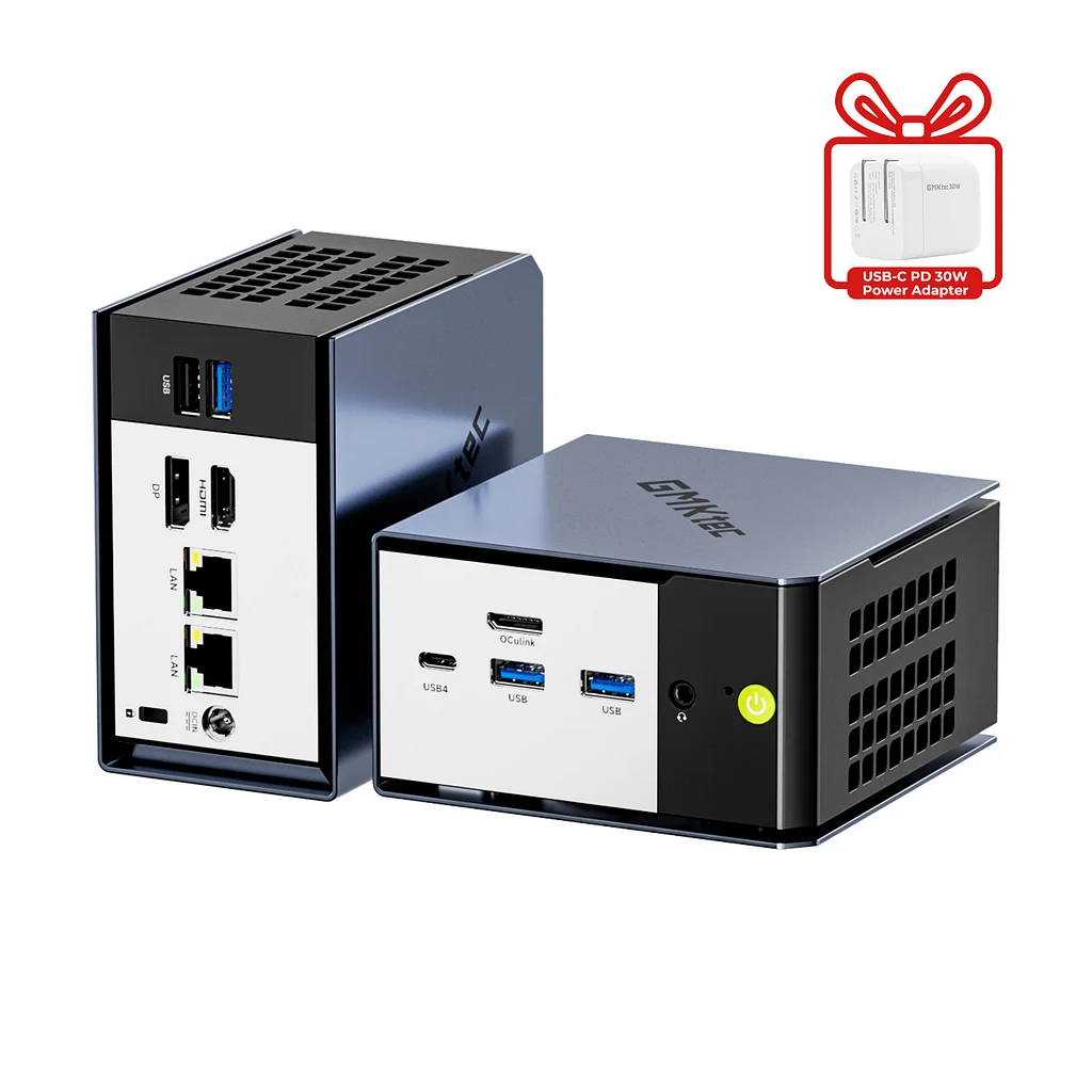 Deux ordinateurs GMKtec NucBox, avec ports USB4, USB et HDMI, présentés avec un adaptateur secteur 'USB-C PD 30W.'