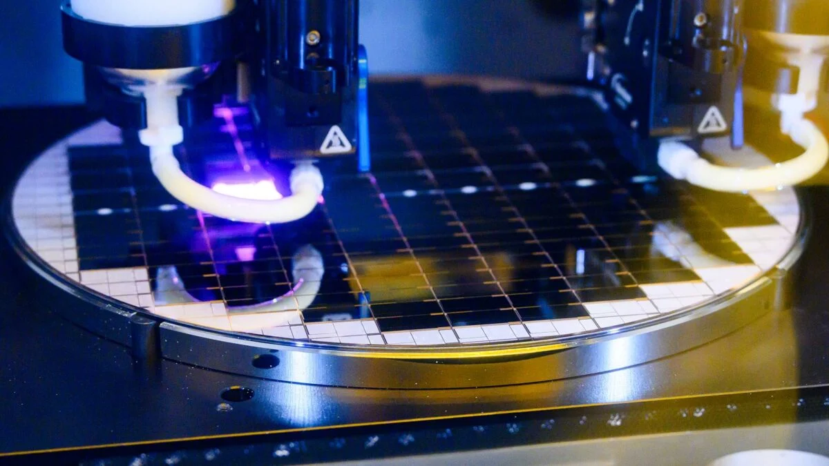 Intel silicon manufacturing fab.