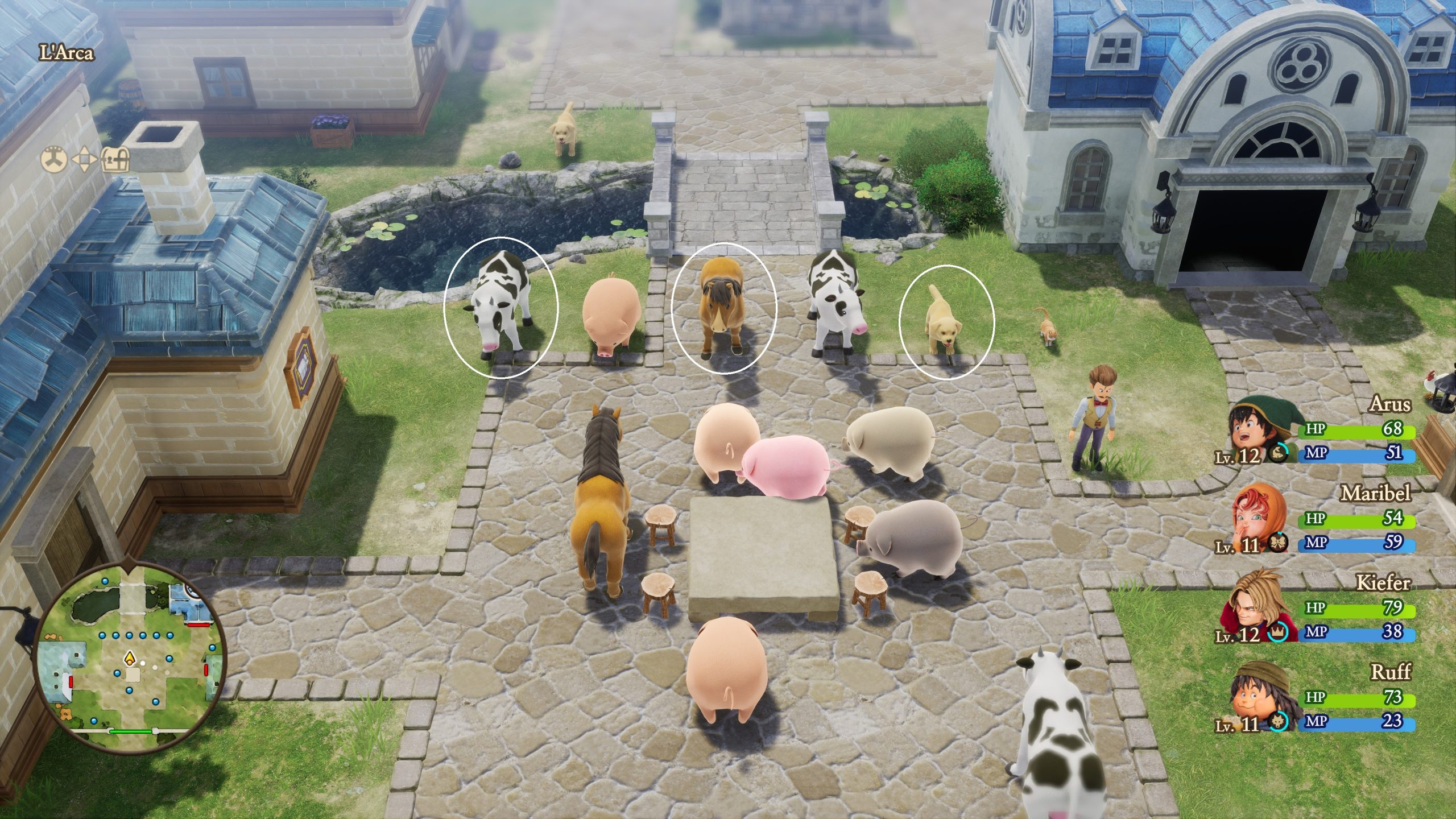 Une scène de jeu montrant divers animaux dans un village, avec les statistiques de Arus, Maribel, Kiefer et Ruff.