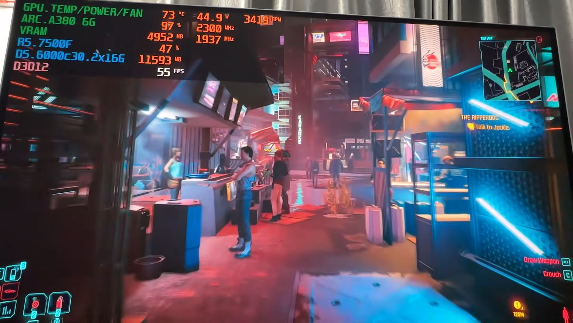 Performance de Cyberpunk 2077 sur Arc A380 sans génération d'images