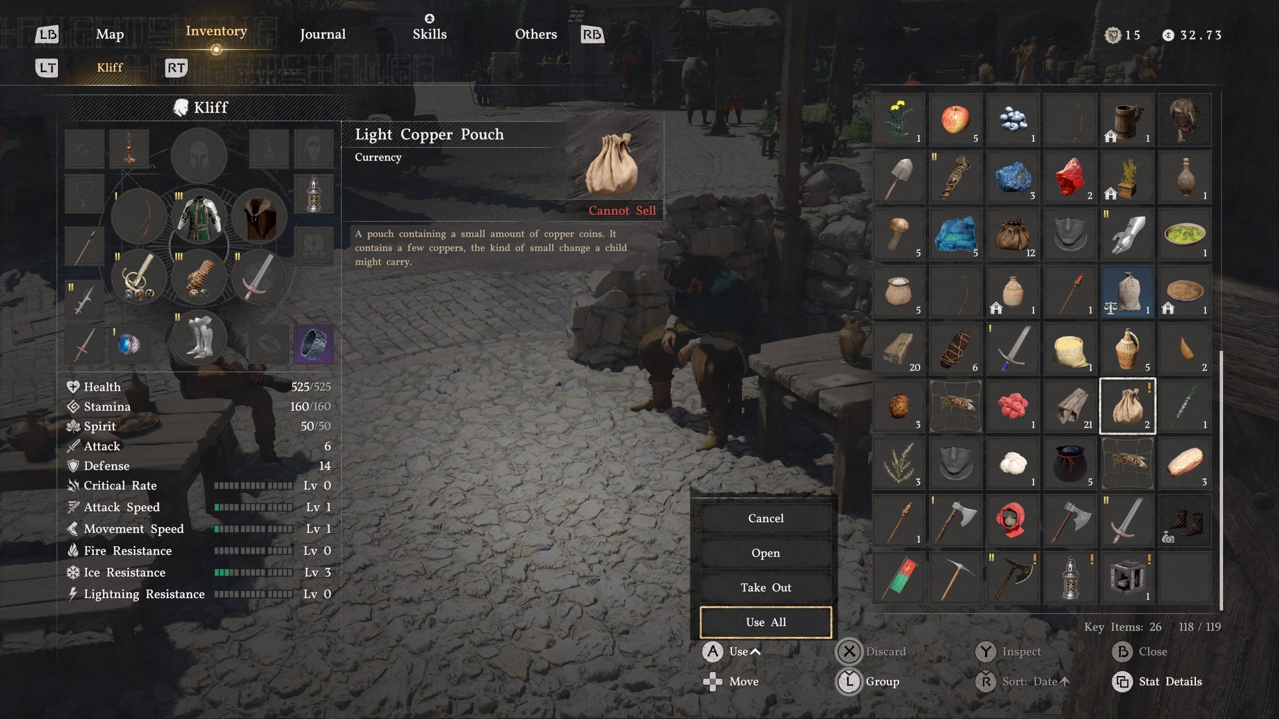 L'interface de Crimson Desert montre l'écran d'inventaire d'un personnage nommé Kliff, mettant en avant une 'Bourse de cuivre légère' avec des statistiques de santé, d'endurance et d'autres visibles.