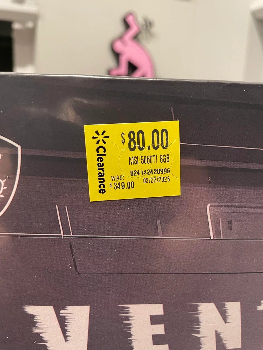 Une étiquette de liquidation montre un prix de 80 € pour une MSI 5060 Ti 8 Go, réduit de 349 €, avec la date du 22 mars 2026.