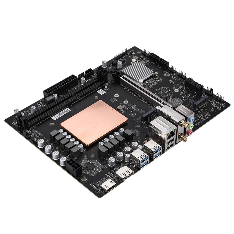 An unbranded motherboard features various input/output ports, DDR4 DIMM slots, and a prominent copper heat sink.
