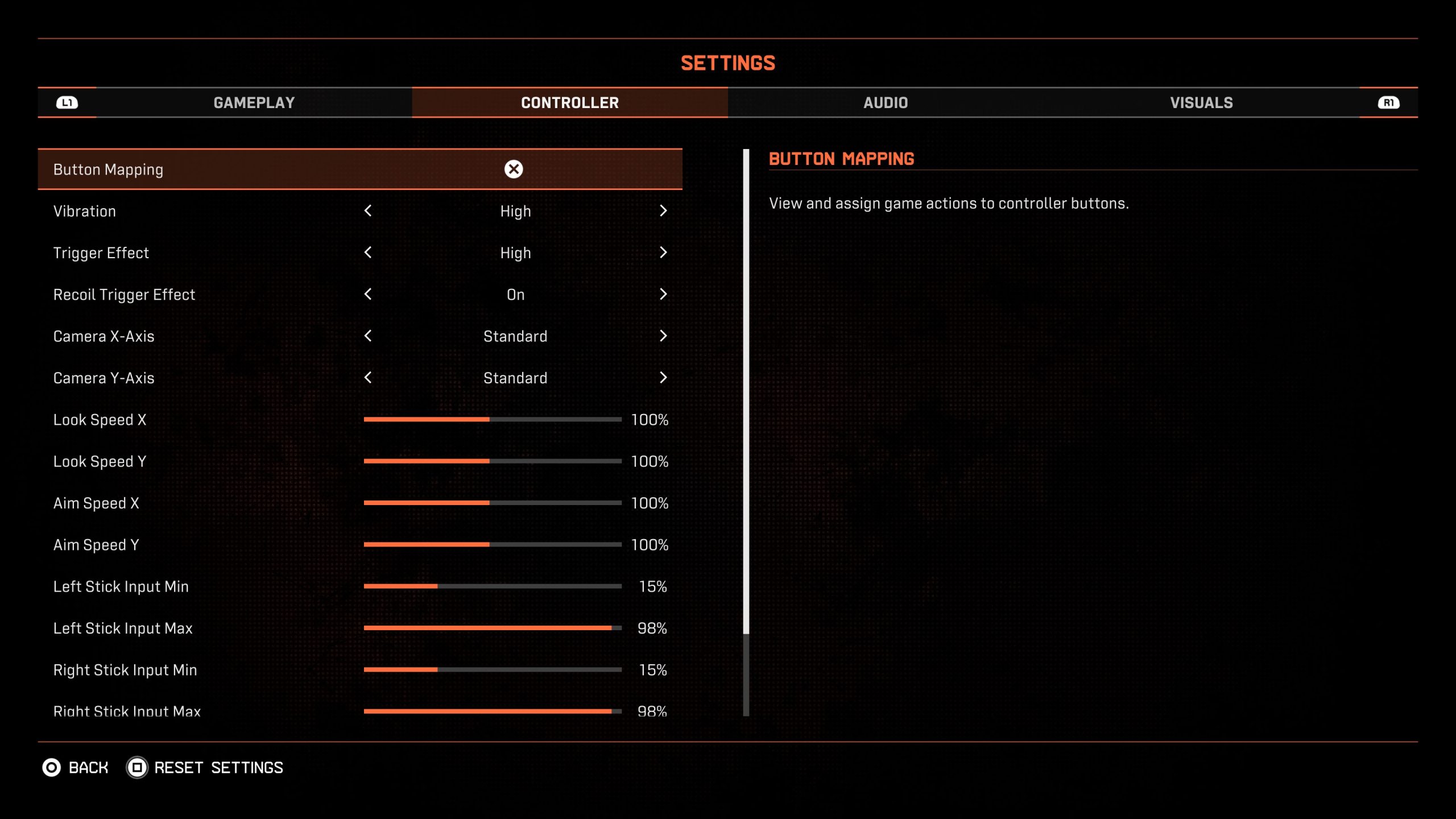 The image shows the 'Controller' settings menu in Saros with options such as 'Vibration: High,' 'Trigger Effect: High,' and 'Recoil Trigger Effect: On' alongside adjustable look and aim speeds.