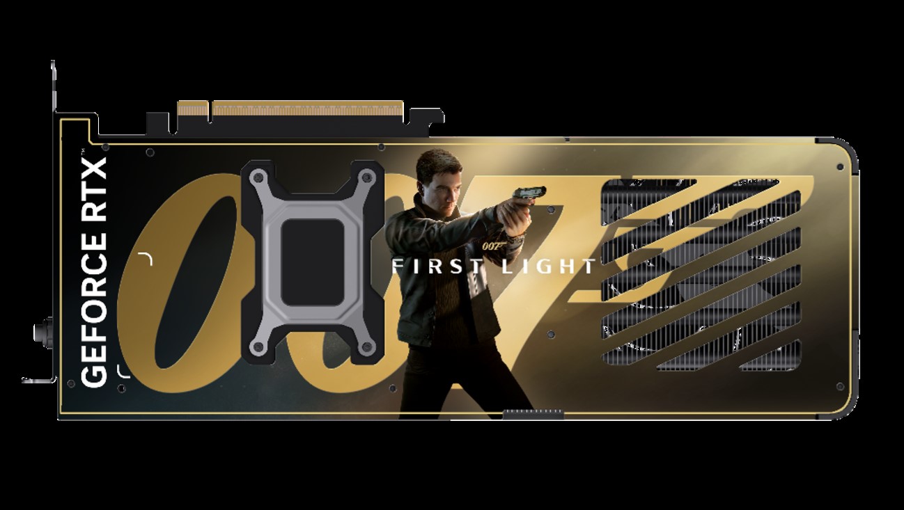 Backplate personnalisé d'une carte GeForce RTX avec les inscriptions '007' et 'FIRST LIGHT', ainsi qu'un portrait de James Bond tenant un pistolet.