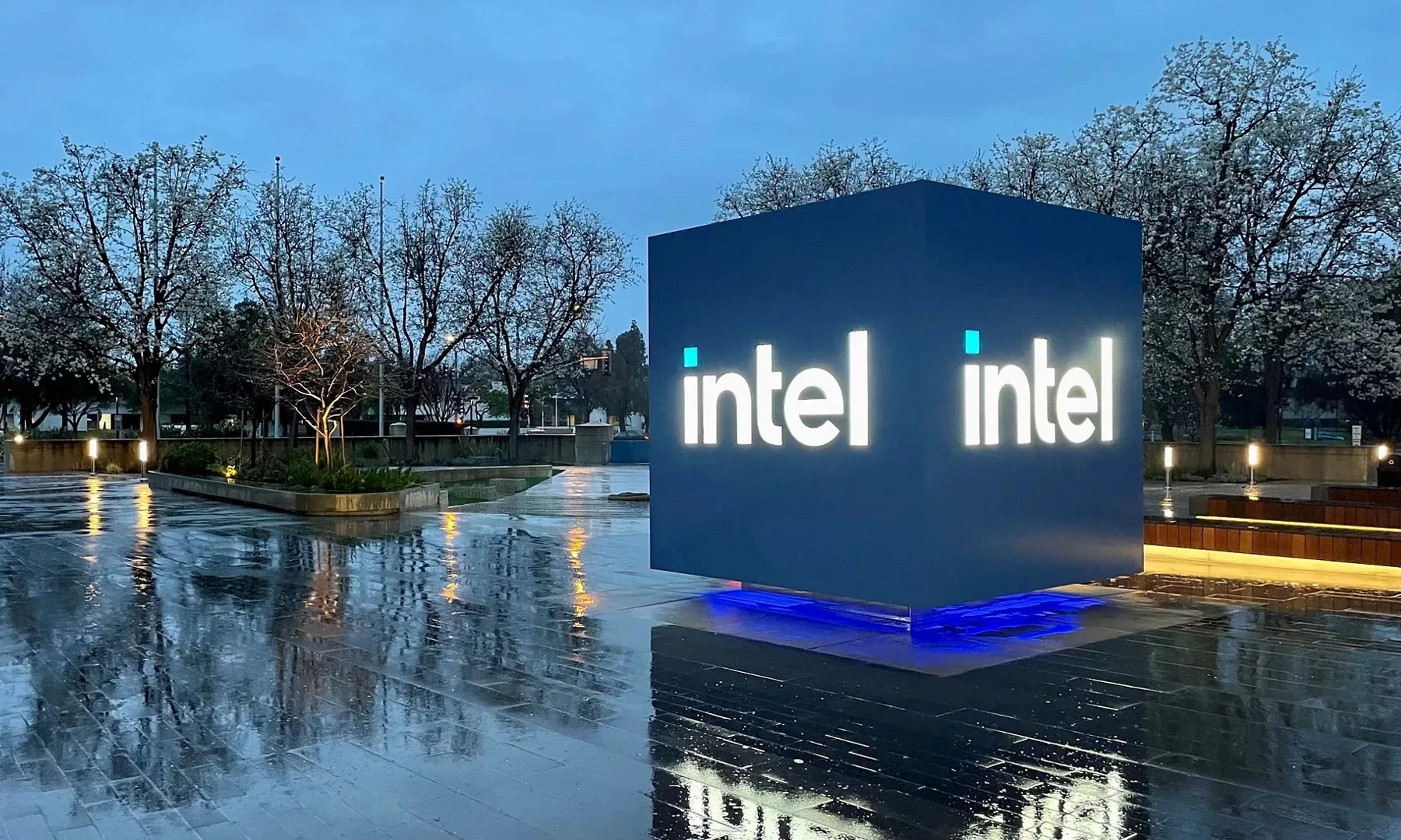 Logo Intel