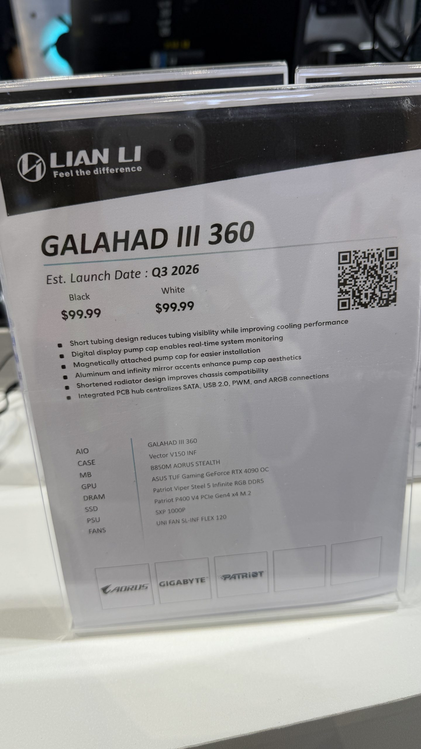 Présentation du Lian Li 'GALAHAD III 360' avec une date de sortie estimée au Q3 2026 et un prix de 99,99 euros en noir et blanc.