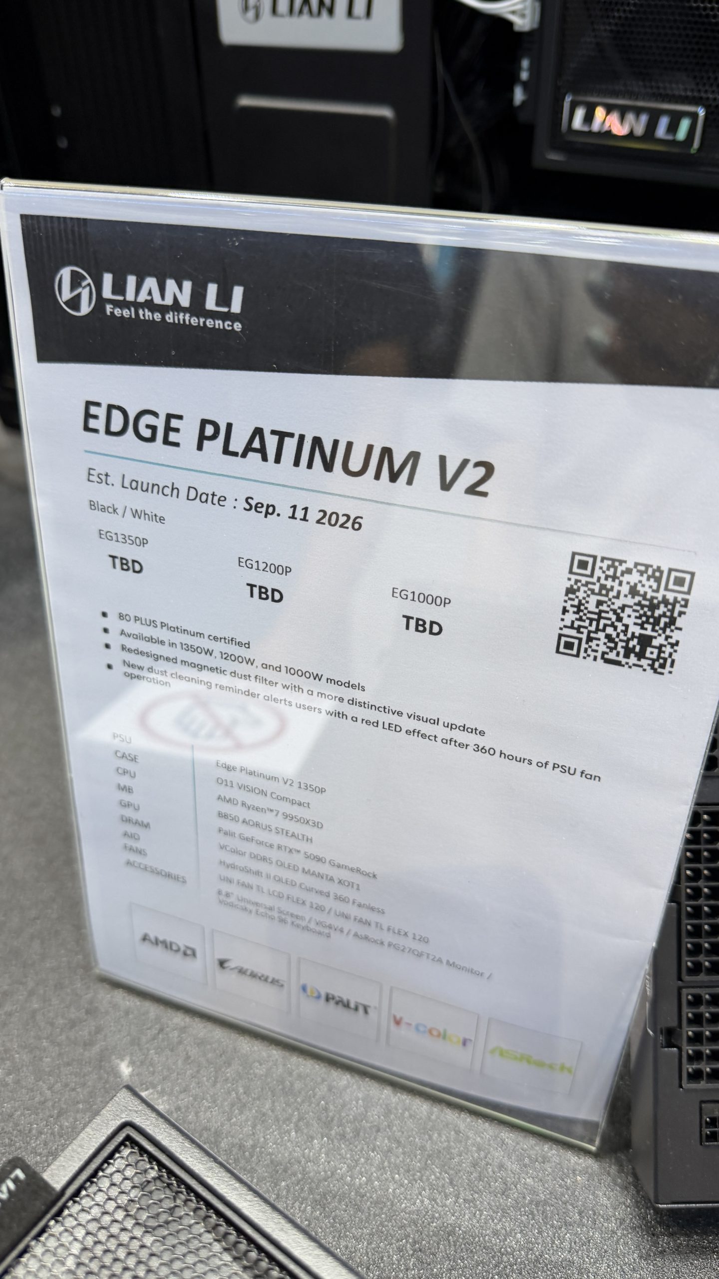 Présentation de l'alimentation 'EDGE PLATINUM V2' avec modèles EG1350P, EG1200P et EG1000P, date de sortie le 11 septembre 2026, certification 80 PLUS Platinum.