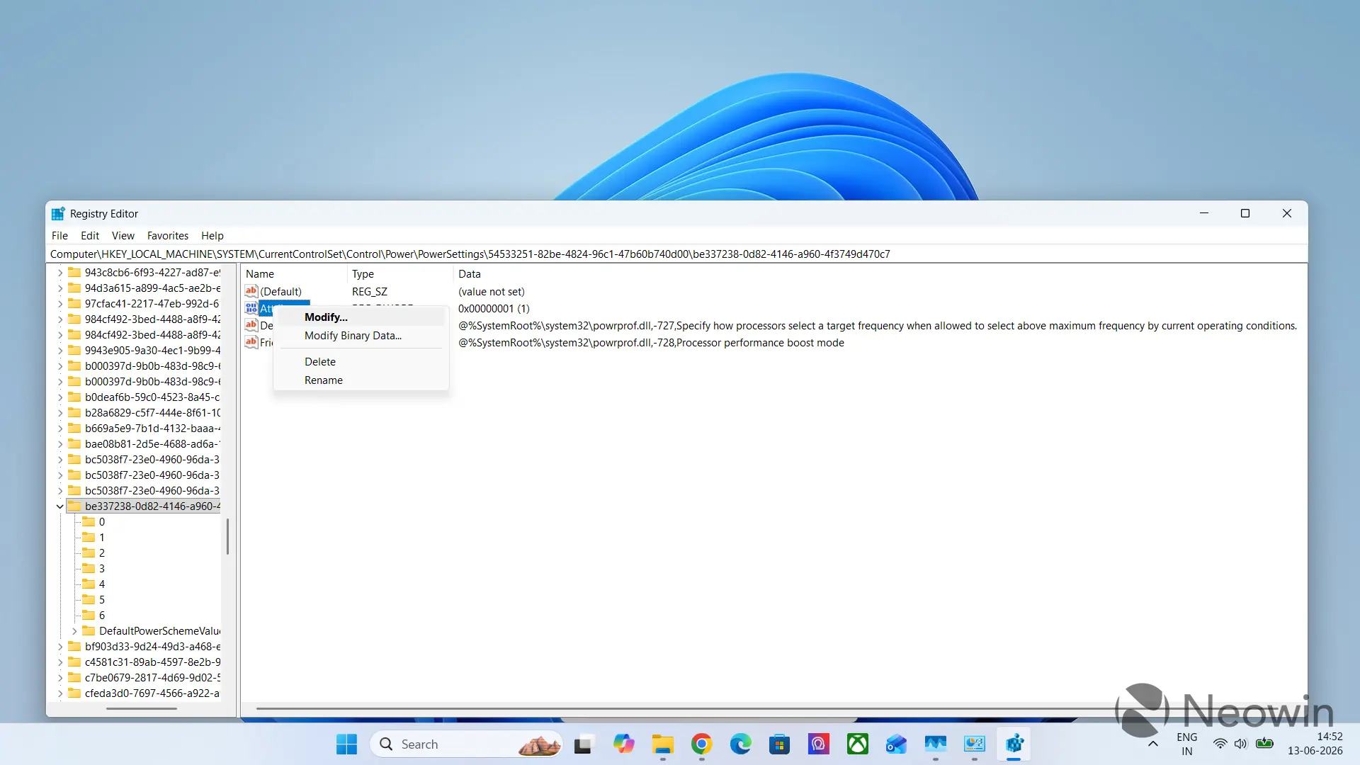L'Éditeur du Registre Windows affiche un menu avec l'option 'Modifier...' mise en évidence pour une entrée spécifique liée au mode de boost du processeur.