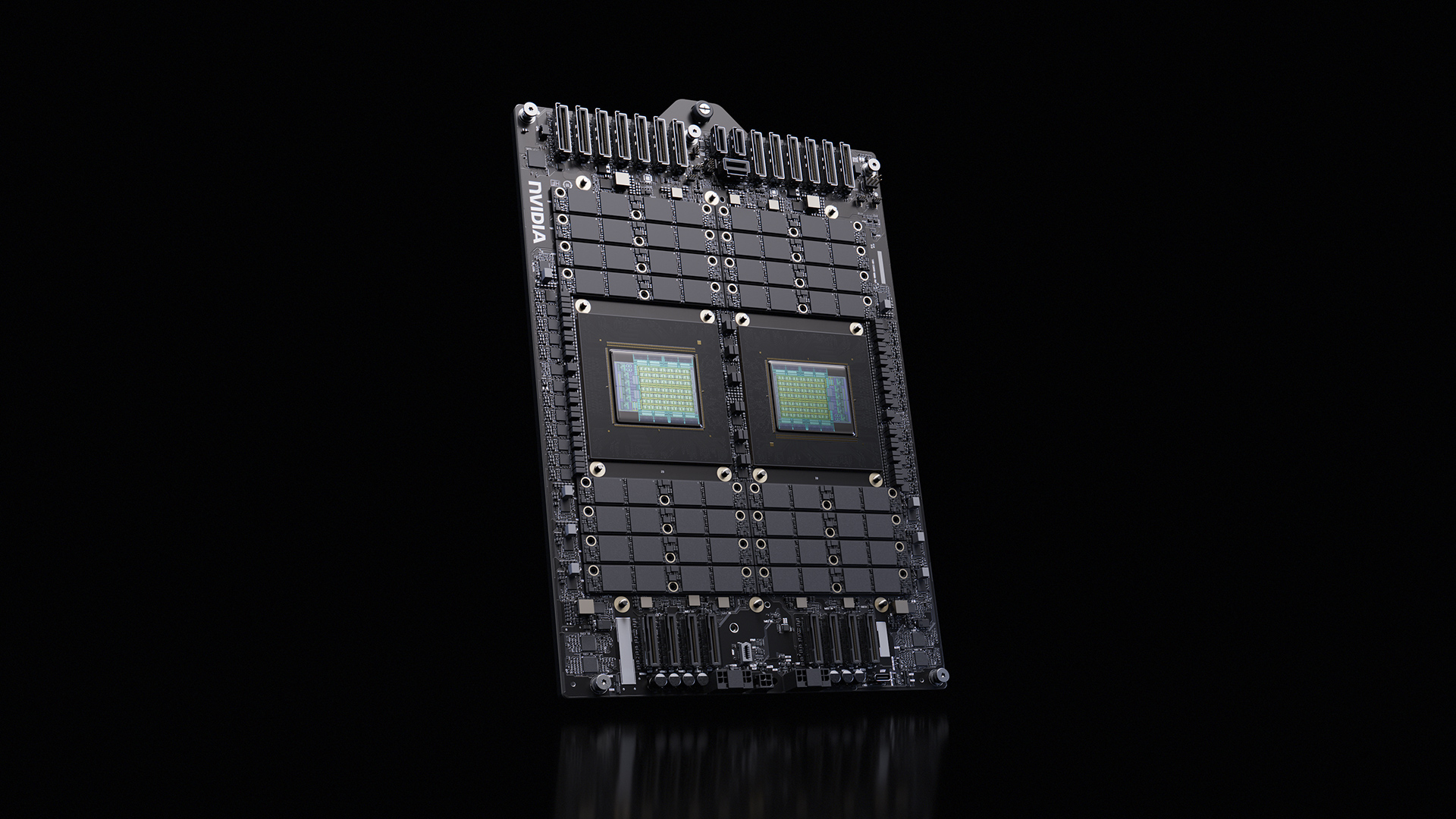 Une carte de circuit double-puce NVIDIA avec le logo NVIDIA visible sur fond noir.