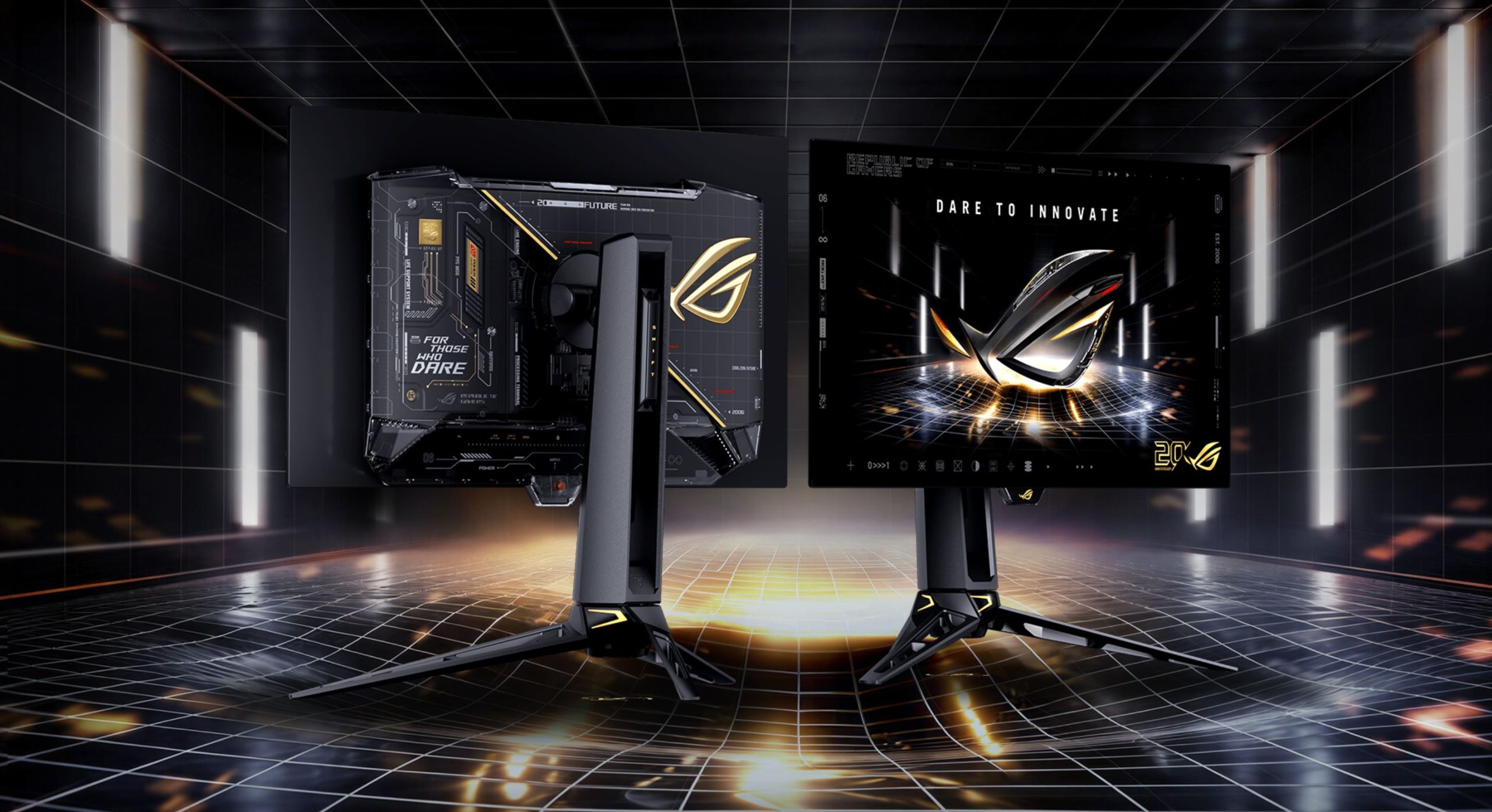 Deux écrans ASUS ROG sont présentés dans un décor futuriste, avec les slogans 'For Those Who Dare' et 'DARE TO INNOVATE' et les logos ROG bien visibles.