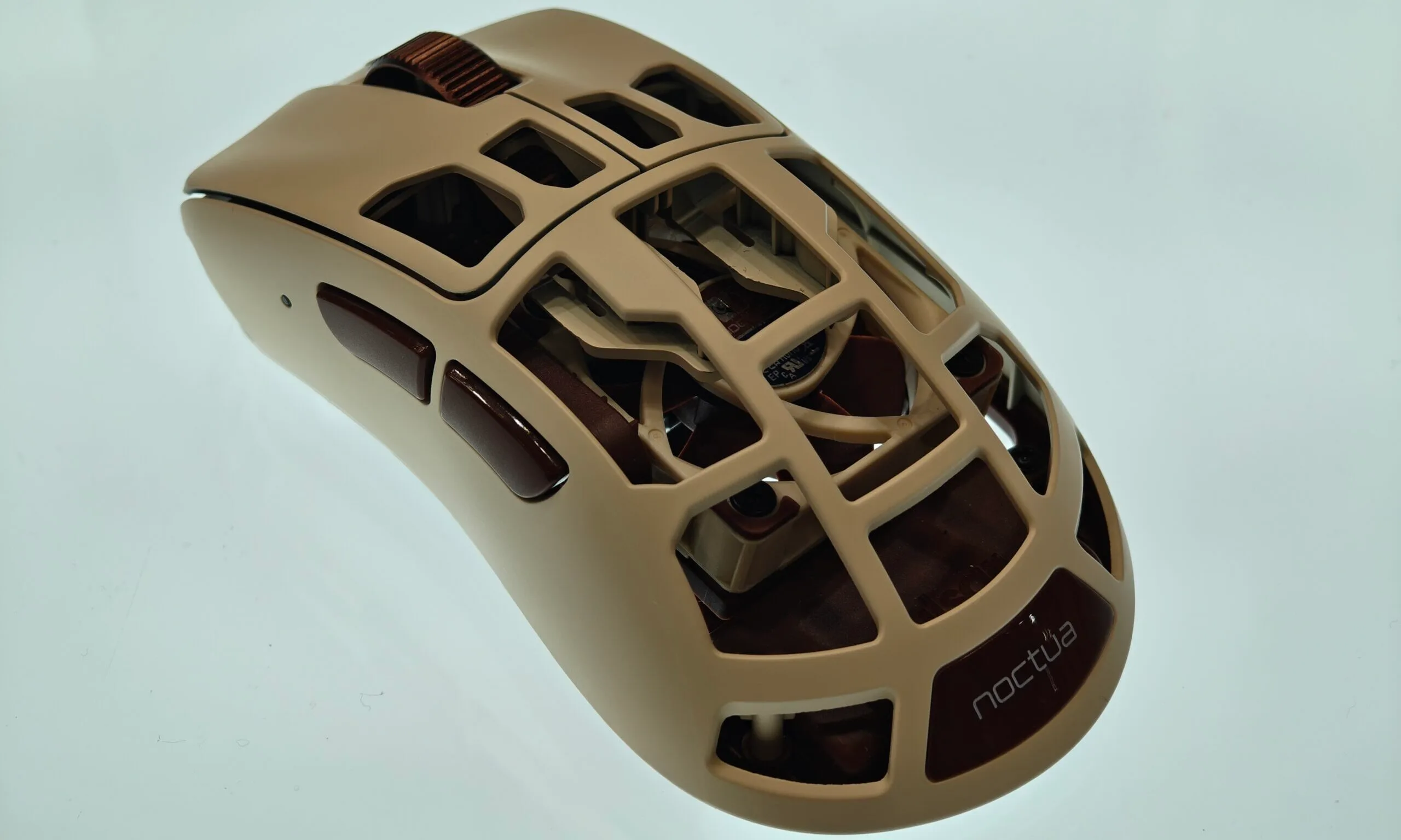 Souris Pulsar Feinmann F01 Noctua Edition au Computex 2026