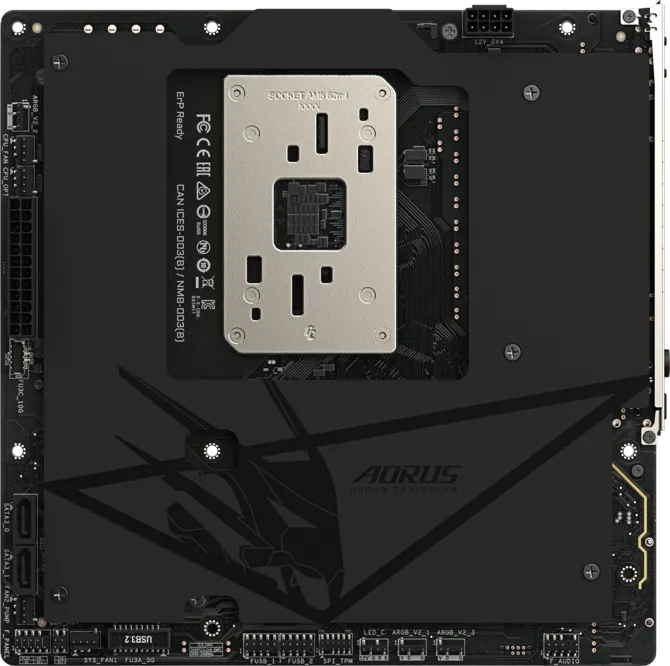 Une carte mère AORUS avec la mention SOCKET AM5 visible, ainsi que plusieurs désignations de ports.