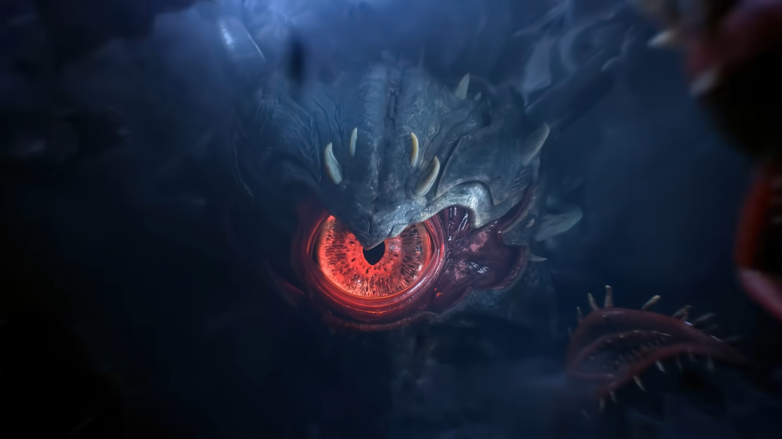Une créature dragonesque inquiétante avec un œil rouge lumineux et des cornes acérées émerge des ombres dans un décor fantastique.