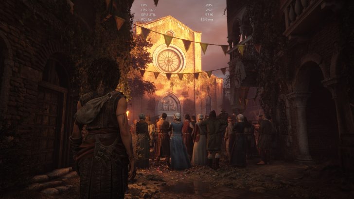 Un personnage de 'A Plague Tale' se tient devant un marché animé avec des statistiques en surimpression affichant 'FPS 285', 'GPU UTIL 97%' et 'PCL (av) 18.6 ms'.