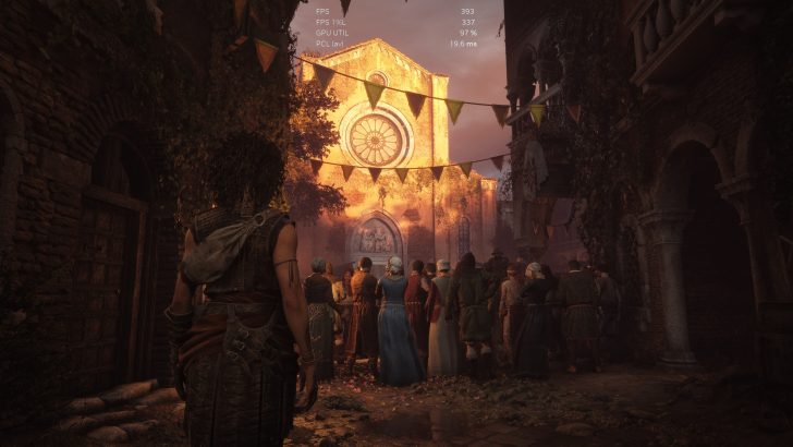 Un personnage en tenue médiévale se tient dans une rue bondée face à une façade d'église ensoleillée, avec du texte à l'écran affichant 'FPS 393', 'FPS 1%L 337', 'GPU UTIL 97%' et 'PCL (av) 19.6 ms'.