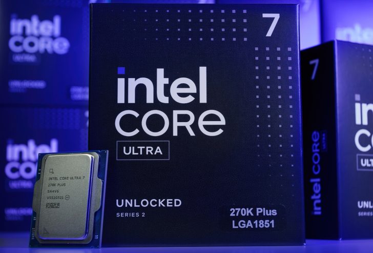 Intel Core Ultra 7 270K Plus processor and packaging with text 'Unlocked Series 2' and 'LGA1851'.