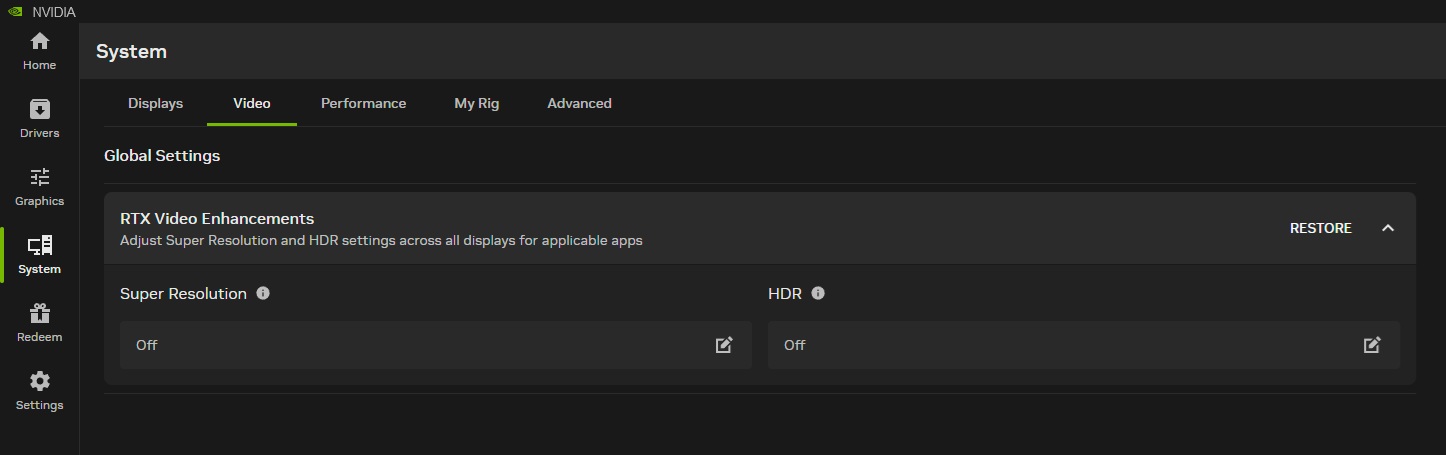 L'onglet 'Système' du Panneau de configuration NVIDIA est montré avec les paramètres 'Améliorations Vidéo RTX' pour la Super Résolution et le HDR tous deux définis sur 'Off'.